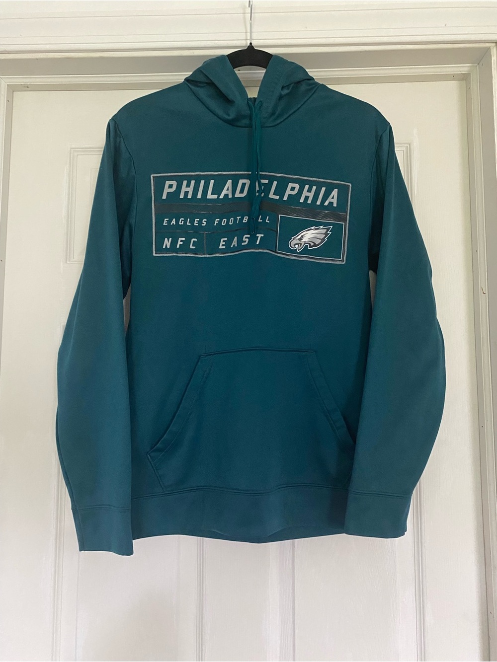 Philadelphia Eagles Mens Medium Pullover Hoodie Green Football NFC East NFL